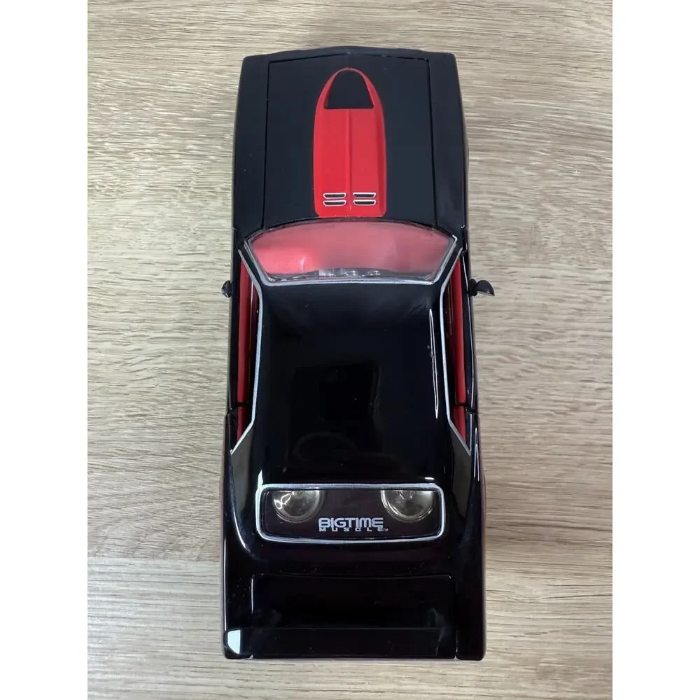 Jada Bigtime Muscle Cuda Black Red Diecast 1:24